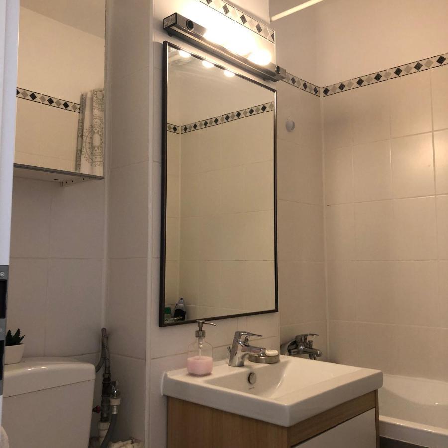 Appartement Grig Apartament à Bucarest Extérieur photo